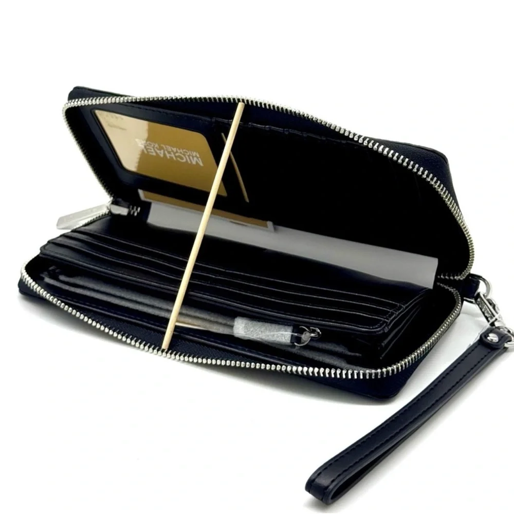 Michael Kors Large Jet Set Travel Signature Continental Wallet Wristlet Black